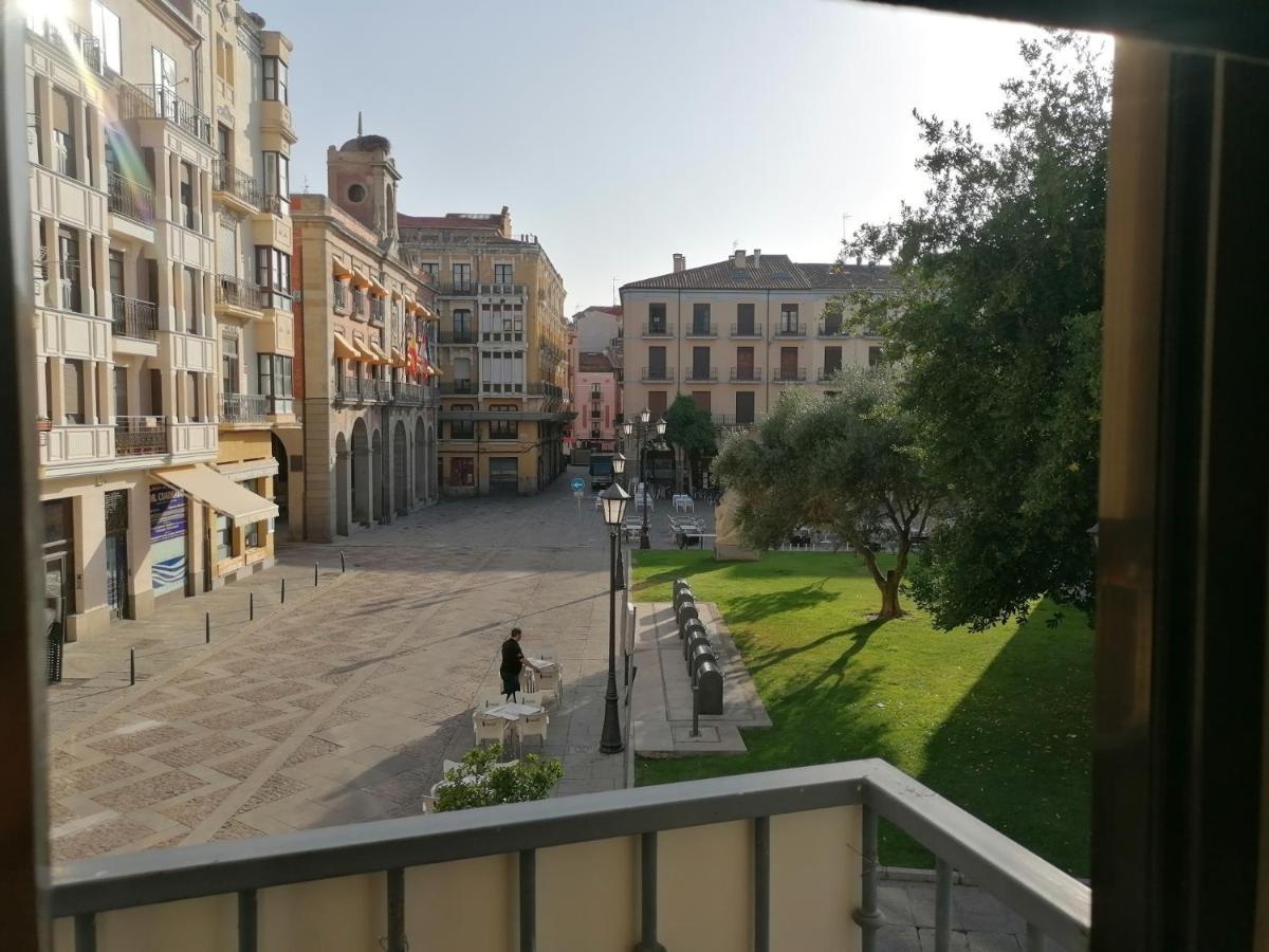 Hostal La Reina 萨莫拉 外观 照片